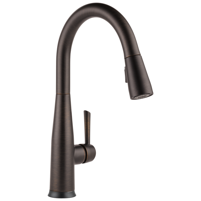 Delta Essa: Single Handle Pull-Down Kitchen Faucet with Touch<sub>2</sub>O Technology