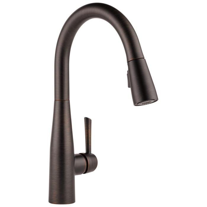 Delta Essa 9113 Single Handle Pull-Down Kitchen Faucet