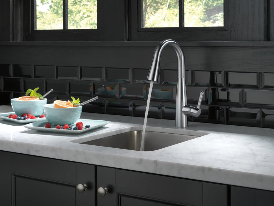 Delta Essa 9913 Single Handle Pull-Down Bar / Prep Faucet
