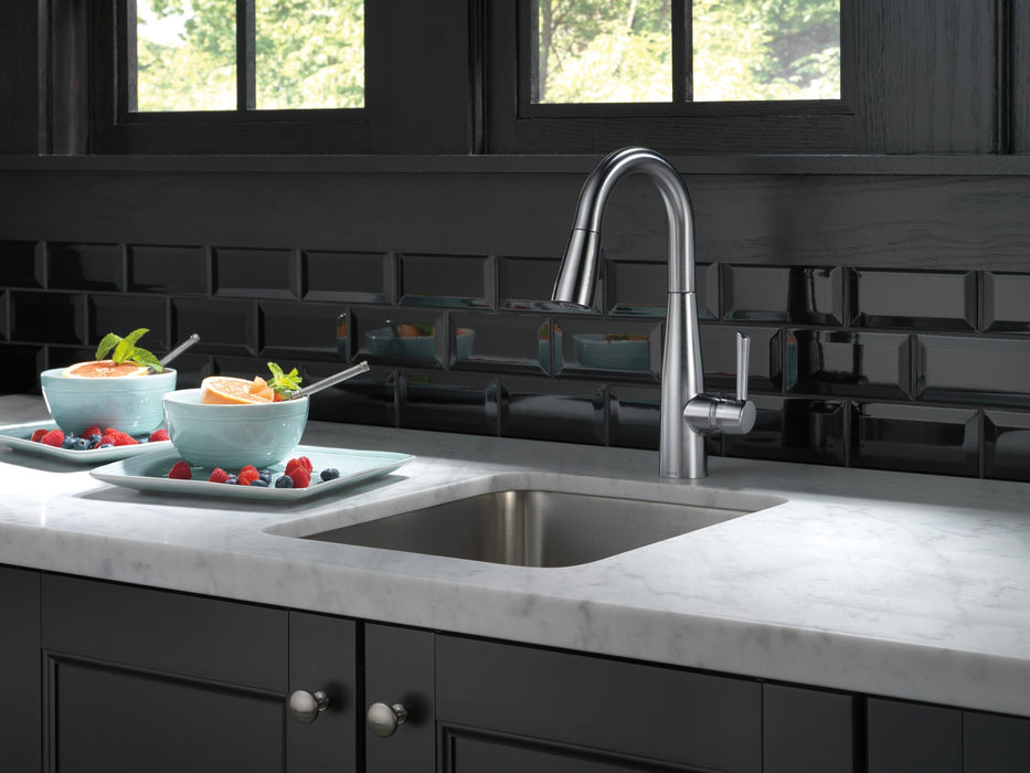 Delta Essa 9913 Single Handle Pull-Down Bar / Prep Faucet