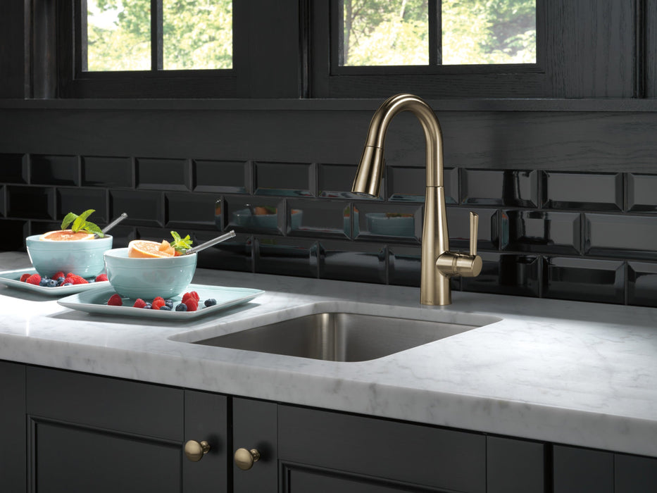 Delta Essa 9913 Single Handle Pull-Down Bar / Prep Faucet