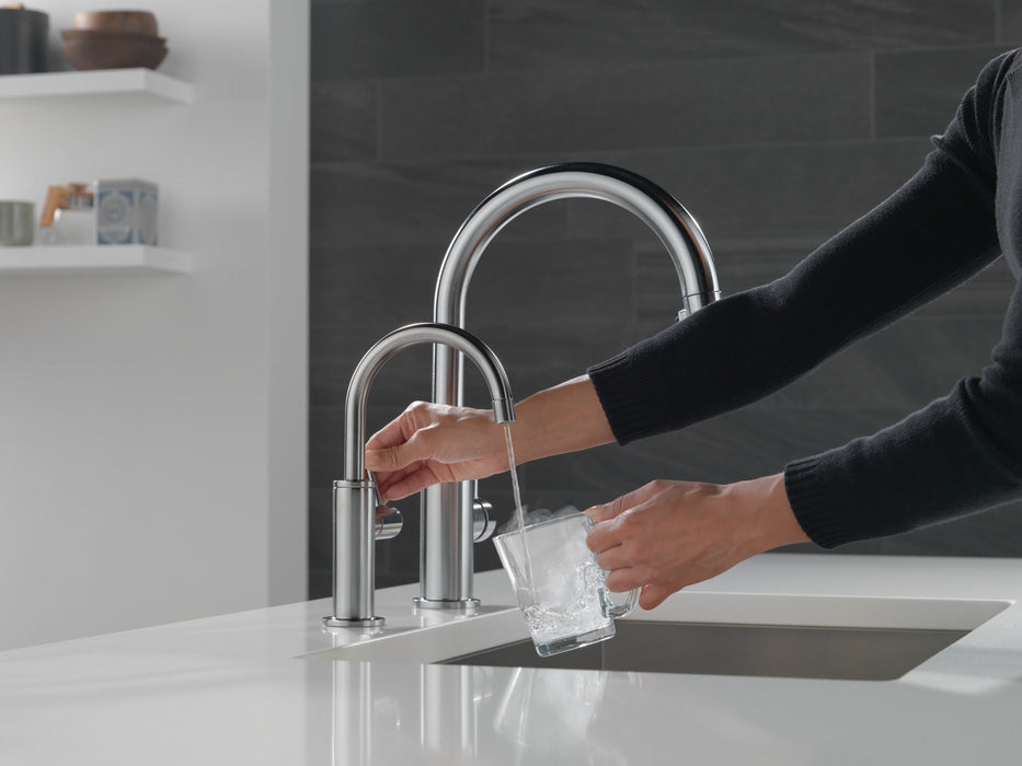 Delta 1930LF Contemporary Round Instant Hot Water Dispenser