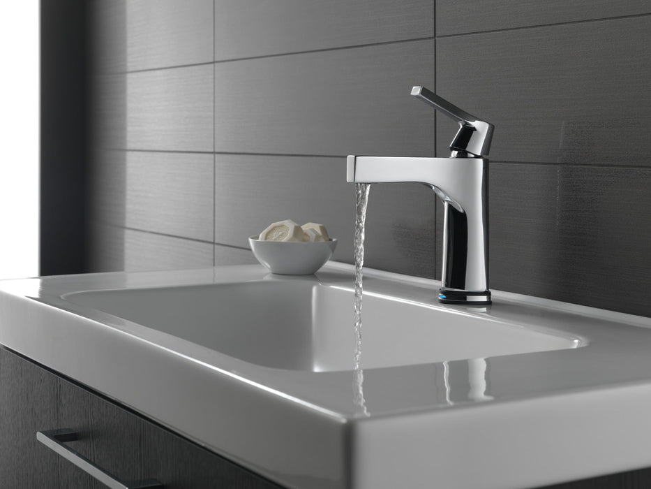Delta Zura 574T Touch2O Bathroom Faucet with Touchless Technology