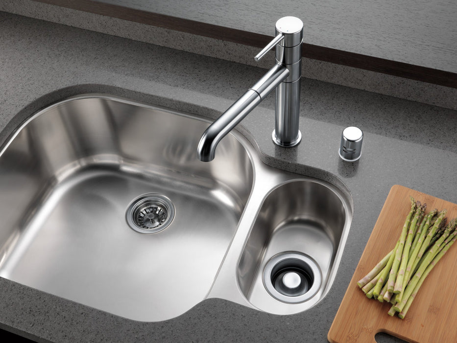 Delta 72030 Kitchen Disposal and Flange Stopper