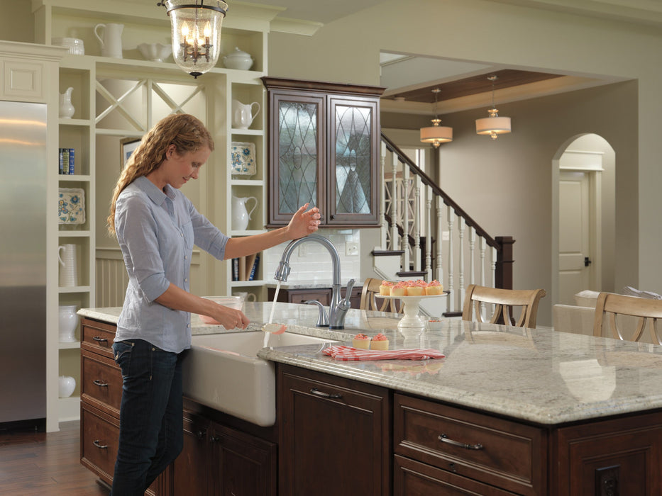 Delta Leland 9178T Single Handle Pull-Down Kitchen Faucet with TouchTouch 2O and ShieldSpray Technologies