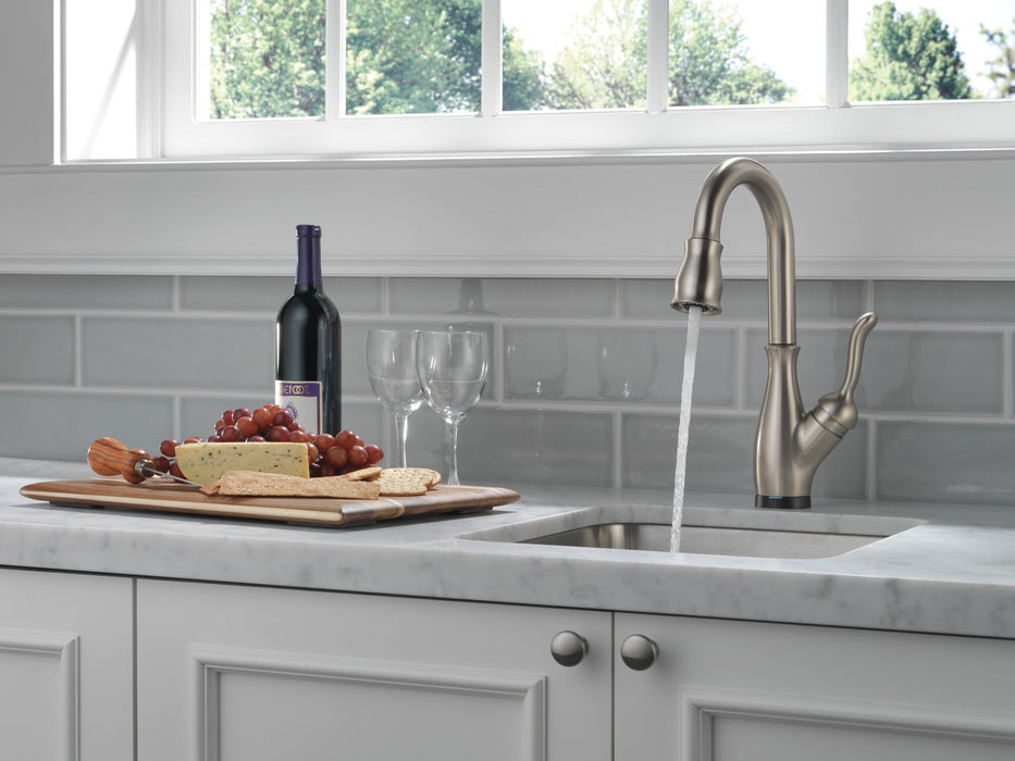 Delta Leland 9678T Single Handle Pull-Down Bar / Prep Faucet with TouchTouch 2O Technology
