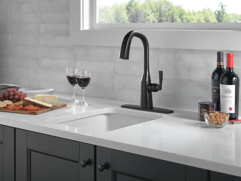 Delta Stryke 9976 Single Handle Pull-Down Bar/Prep Faucet