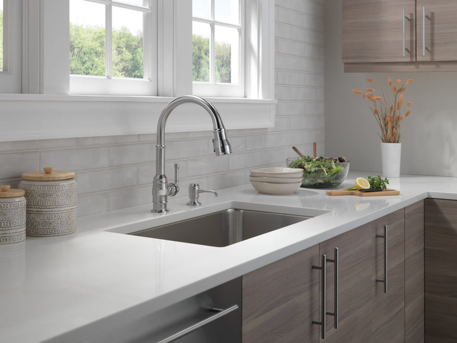 Delta Broderick 9190 Single Handle Pull-Down Kitchen Faucet