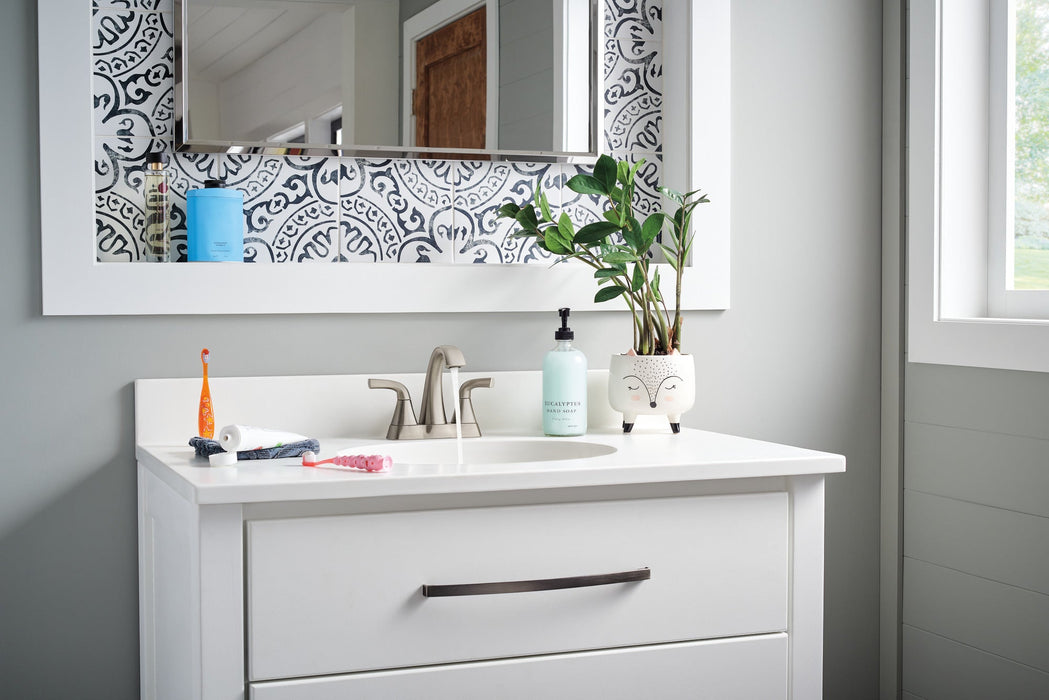 Peerless Parkwood P2635LF Two Handle Centerset Lavatory Faucet