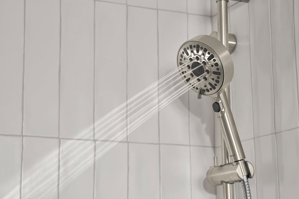 Peerless Precept P62447 Slide bar with hand shower