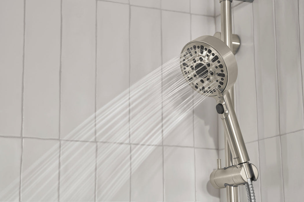 Peerless Precept P62447 Slide bar with hand shower