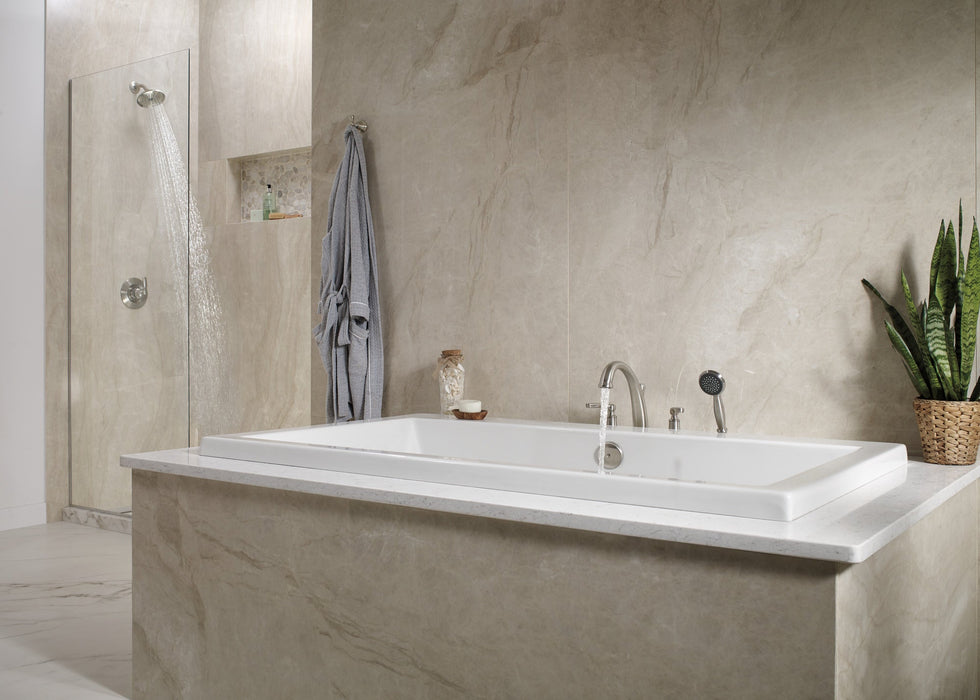 Delta Woodhurst T4732 Roman Tub with Handshower Trim