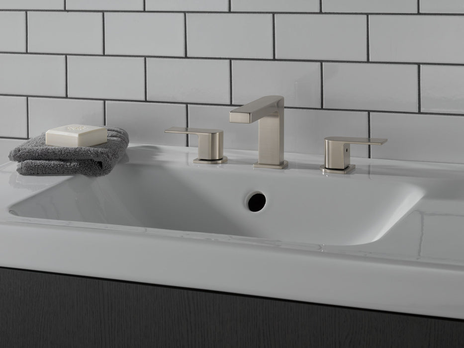 Peerless Xander P3519LF Two Handle Widespread Bathroom