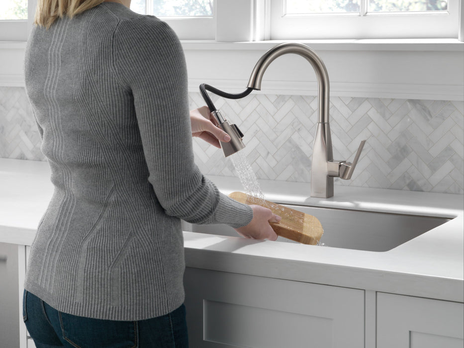 Peerless Xander P7919LF Single Handle Pulldown Kitchen